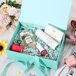 Luxury Shopping Bags, Matte Modern Embossed Birthday Merchandise Clothing Business Store Wedding Guests 2